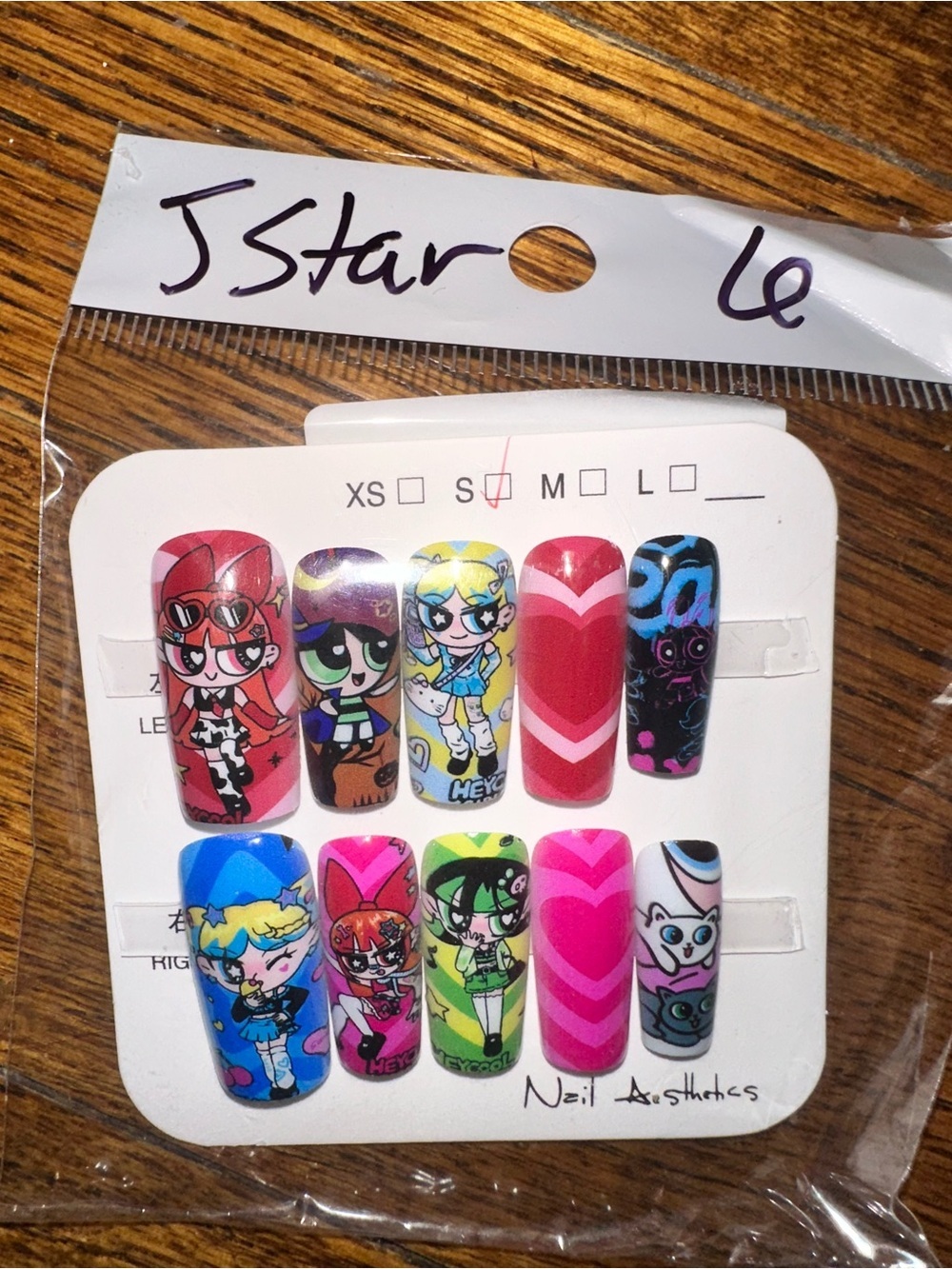 Cartoon Character Glue-On Nail Set with Bright Multicolor Designs NEW - Picture 1 of 1